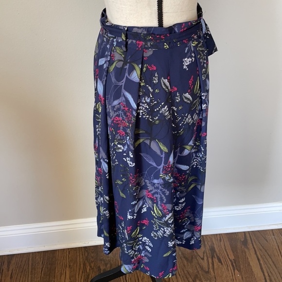 Banana Republic skirt midi nature theme - Picture 7 of 9